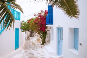mikonos.jpg
