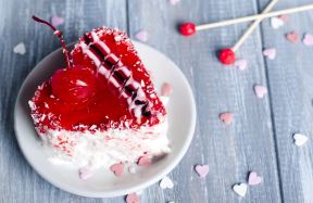 desert-za-dan-zaljubljenih-thinkstock.jpg