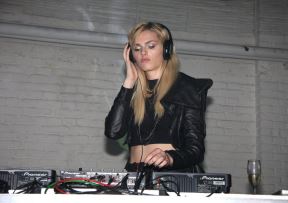 andrej-pejic.jpg