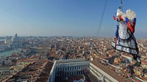 epa-venice-carnival-press-office01.jpg