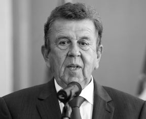 mirko01-edited.jpg