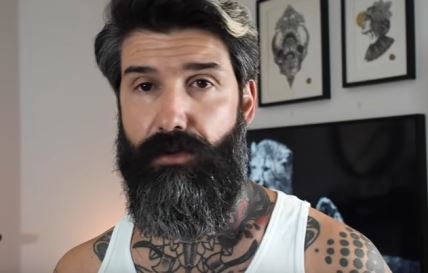 kosta.jpg