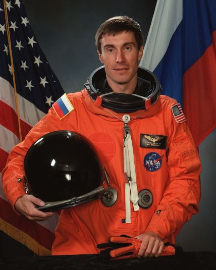 800pxsergei-konstantinovich-krikalev.jpg