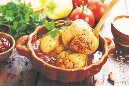 stockphotostuffedpaprikawithmeatintomatosauce1694842402.jpg