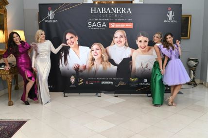 3639776-mix3190-ls.jpg
