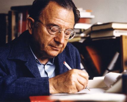 erich-fromm-1974.jpg