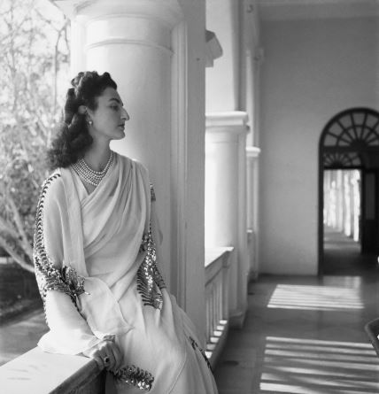 cecil-beaton-photographs-political-and-military-personalities-durri-shehvar-princess-ib783.jpg