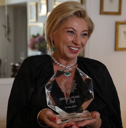 2025-06-11 19_27_25-❤️ANGELA PEARL❤️CELEBRITY ASTROLOGER❤️AUSTRALIA (@angelapearlastrology) • Instag.jpg
