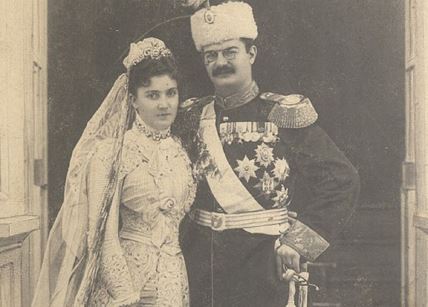 draga-masin-sa-kraljem-aleksandrom-ispred-crkve.jpg