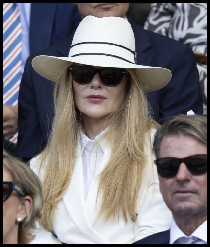 Nikol Kidman na Vimbldonu sa šeširom i naočarama
