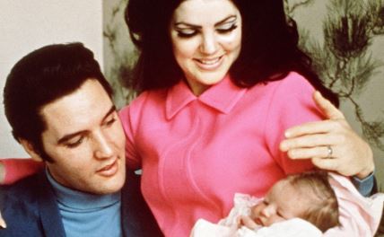 Elvis Presli sa porodicom