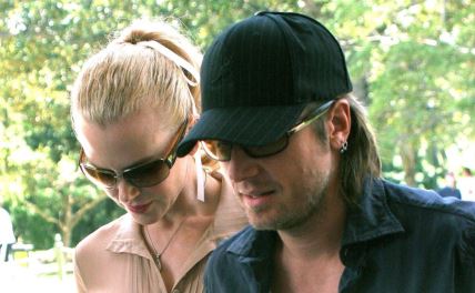 Kit Urban i Nikol Kidman šetaju ulicom