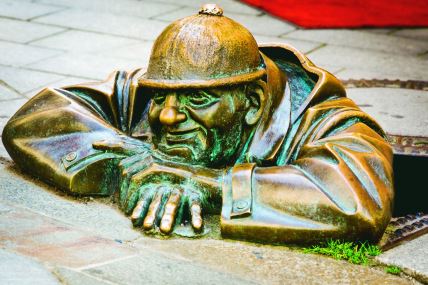 GLAVNA  stock-photo-bratislava-bratislava-slovakia-august-cumil-statue-depicts-a-worker-resting-while-1581854638.jpg