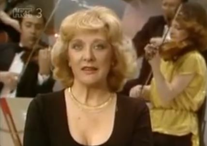 Pevačica Lola Novaković u mladosti