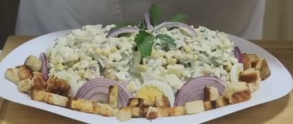 novogodišnja salata.jpg