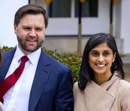 uša vens sa svojim suprugom Džej Di Vensom