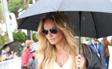 Adriane Sklenaržikovа.jpg