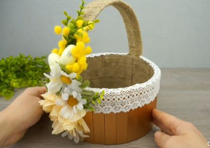 2026-03-26 09_23_20-Lovely DIY BASKET. DIY Easter decor - YouTube.jpg