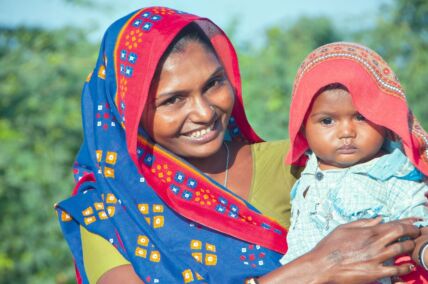 GLAVNA  stock-photo-bhuj-gujarat-india-october-unidentified-rural-people-wearing-traditional-cloths-at-656753710.jpg