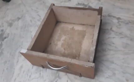 2026-08-18 15_09_05-HOW TO TURN AN OLD DRAWER INTO A DECORATIVE SHELF [ UPCYCLE ] 2021. - YouTube.png