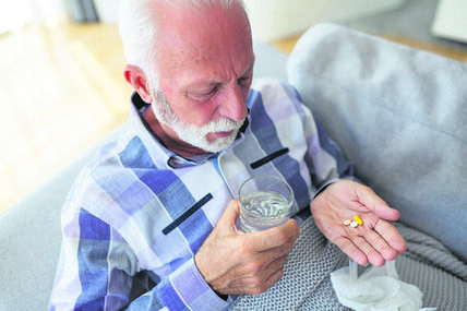 GLAVNA  stock-photo-senior-man-taking-pills-while-sitting-on-couch-at-home-holding-white-jar-with-treatment-copy-2330907651.jpg