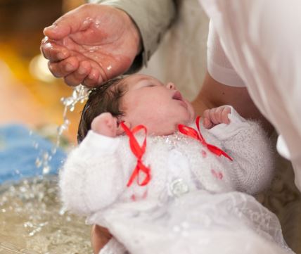 krstenje-bebe.jpg