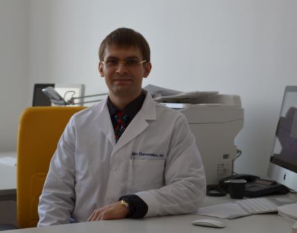 aleks-zavoronkov.jpg