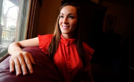amanda-lindhaut.jpg