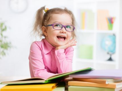 dete-sa-knjigama-thinkstock.jpg