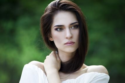 ozbiljna-devojka-thinkstock.jpg