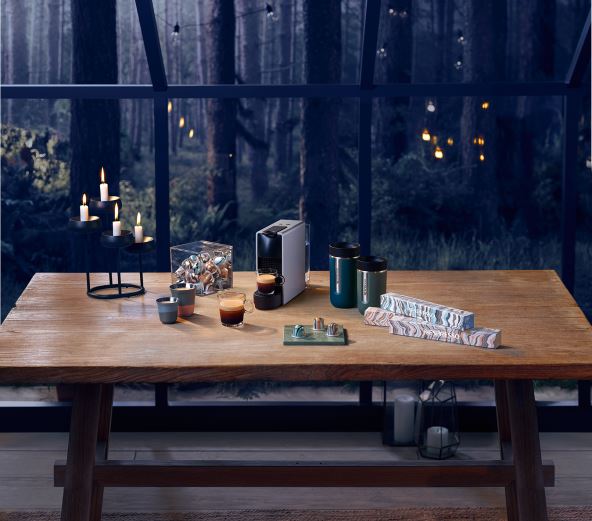 nespresso-kv-tabletop-kv06-le-ol-festive-2019.jpg
