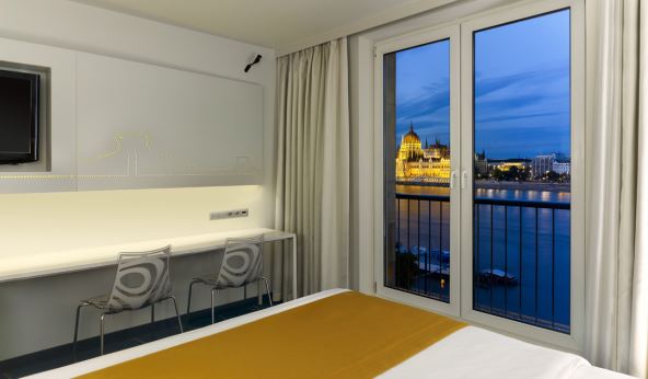 artotel-budapest-room-1.jpg
