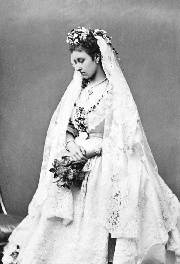 princess-louise-in-her-wedding-dress.jpg
