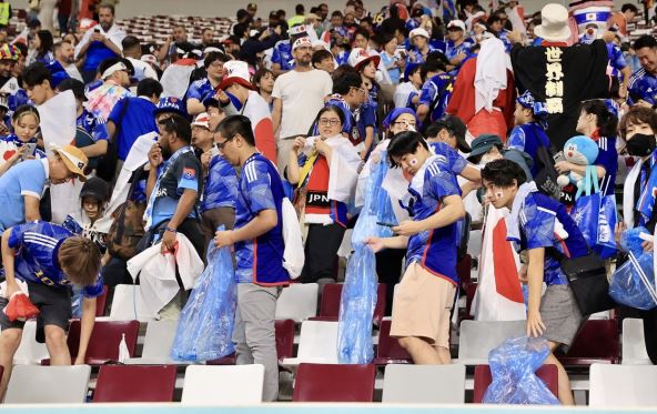japanski-navijaci.jpg