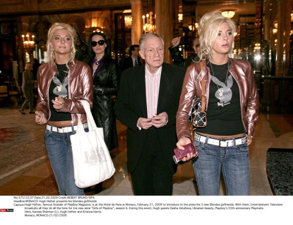 karisa-senpn-i-hju-hefner.jpg