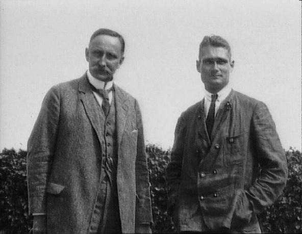 karlhaushofer-rudolfhess.jpg