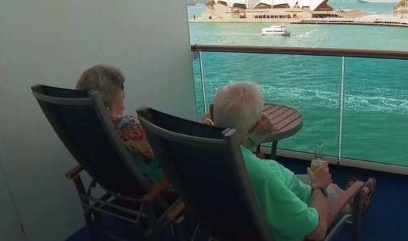 20231003-10-00-16couple-books-51-backtoback-cruises---a-current-affair--youtube.jpg