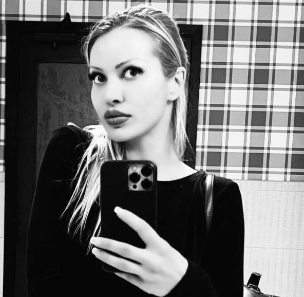 20231009-17-56-33ivana-ika--cherryofficialkiss--instagram-photos-and-videos.jpg