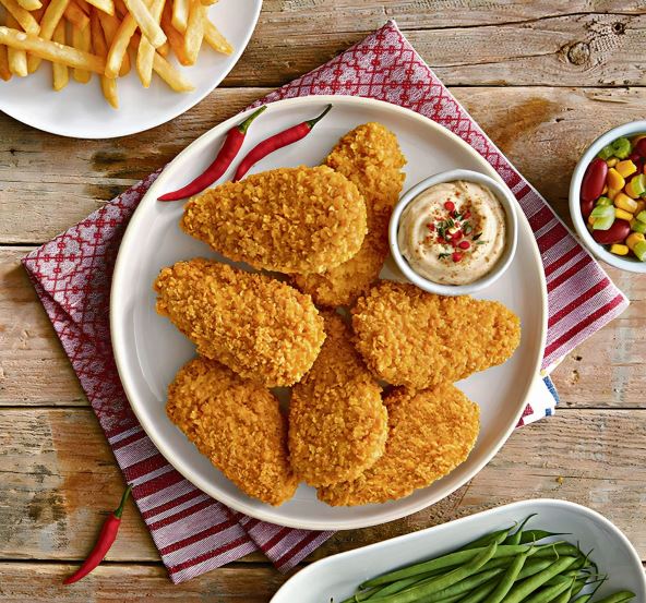 savrseno-zacinjeno-pohovano-meso---stockphotoaplateofnuggetswithmayonnaiseandpotatoesisperfectforbreakfast2337300653.jpg