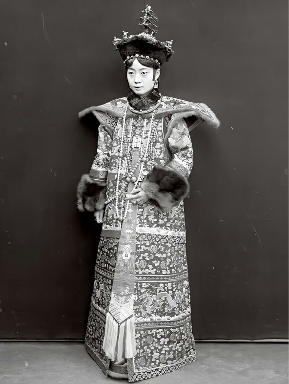 empress-wan-rong.jpg
