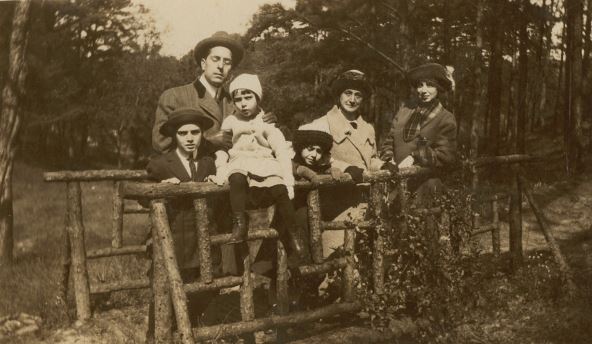 mariabrayanneworleans1911.jpg