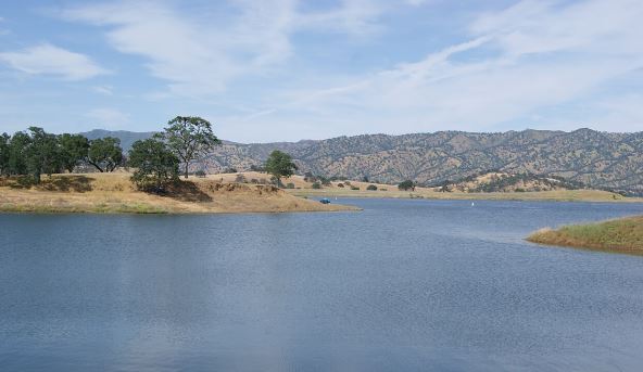 1243pxlake-berryessa-california-looking-northeast-from-oak-shore.jpg