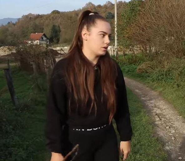 20241107-08-47-22volim-miris-stale-svoje-bikove-kraljica-korida-martina-batista-u-ovome-je-najbol.jpg
