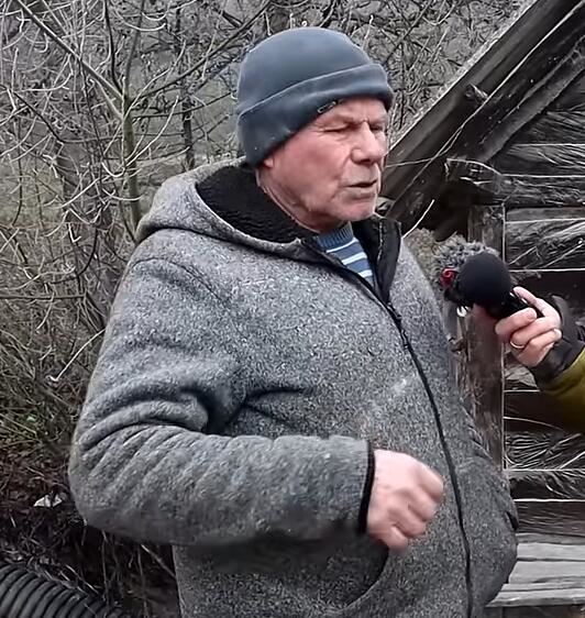 20241226-15-32-06u-60toj-voda-curu-od-20.-a-porodica-mu-zivi-u-kolektivnom--youtube.jpg