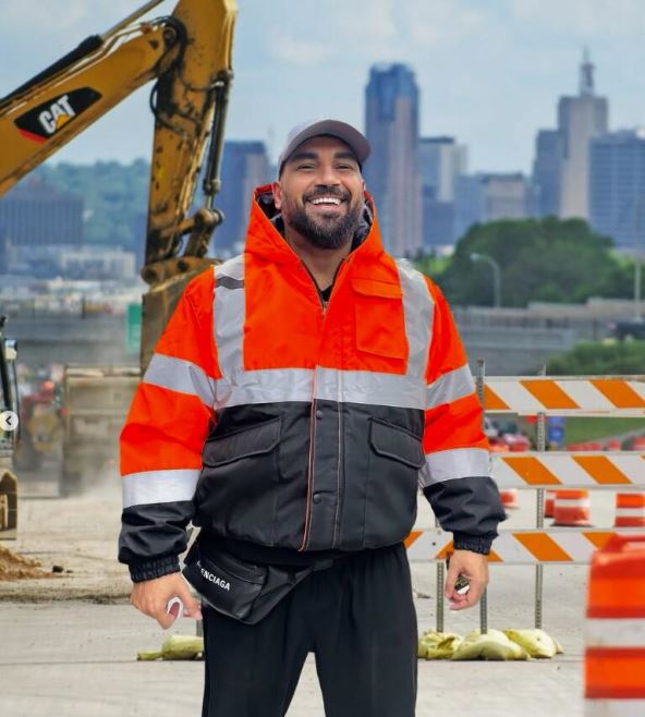 azis7.jpg