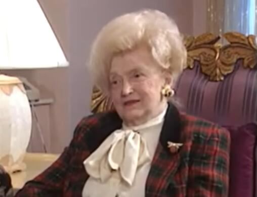 20250206-11-42-04meet-donald-trumps-mother--mary-anne-macleod-trump-1994--youtube.jpg