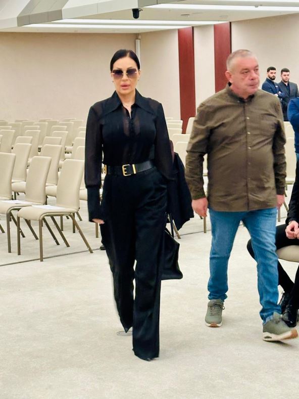 ceca1.jpg