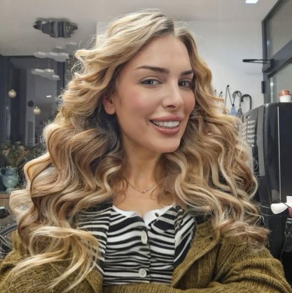 Ava Karabatić.png