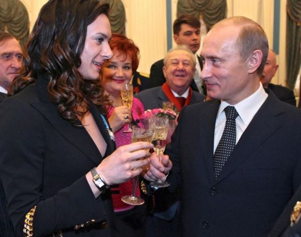 385836_jelenaisinbajevaputin_ff.jpg