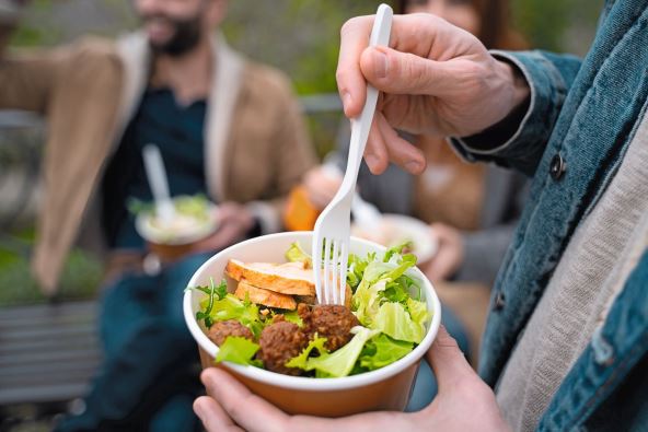 STA JE MIKROPLASTIKA  stock-photo-young-people-eating-together-takeaway-food-outdoors-in-the-park-closeup-on-the-chicken-salad-into-1957897297.jpg